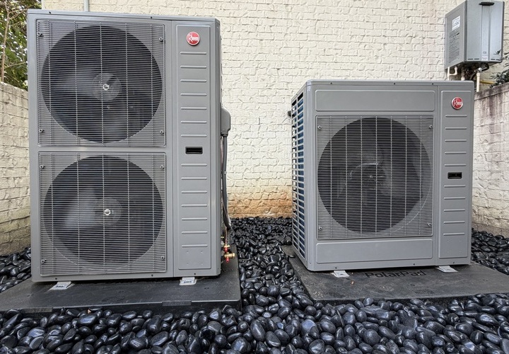 components of a heat pump HVAC systems